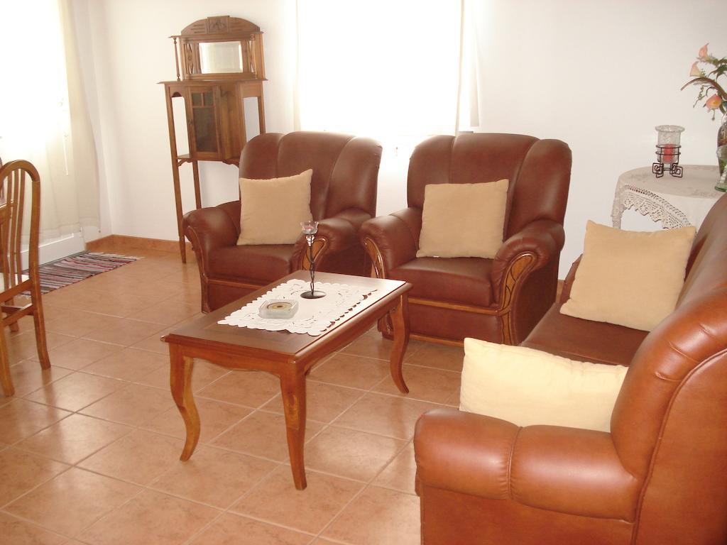 Casa Do Avo Faidoca Villa Calheta de Nesquim Room photo